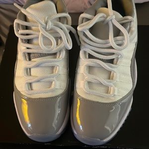 Air Jordan 11 Retro Low Cement Grey
